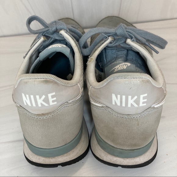 Nike Internationalist Suede Retro Sneakers 8.5 - Picture 3 of 4